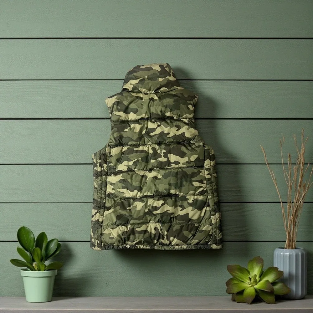 Old Navy Womens Puffer Vest Camo Green Zip Up‎ Stand Collar Size M